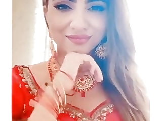 British Pakistani Mehreen looking Sexy ! UK Teacher