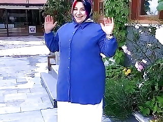 turkish hijab plumper feet
