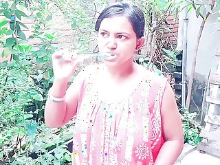 Mature Indian waitress involving the horny: Cheating beau gets sizzling added to potent with desi Indian woman