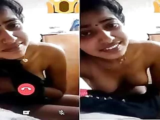 Cute Desi Nymph Showing Her Boobs