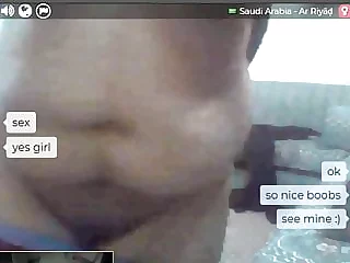 Saudi whore masturbate on web cam