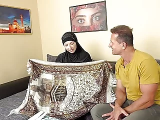 Muslim thanks her husband with amazing fuck