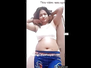 Today Exclusive- Sexy Sarika Showing her Boob...