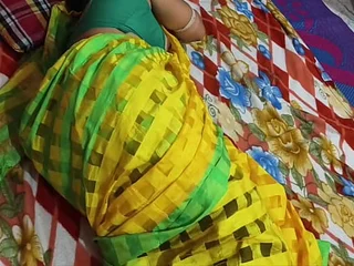 Renu less an increment of Rajesh share a torrid office gamble less their Bhabhi husband's acquaintance