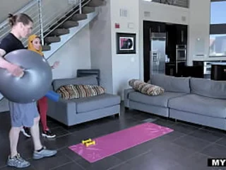 Anissa Kate's Muslim MILF keeps body for herself & her trainer - utter vid