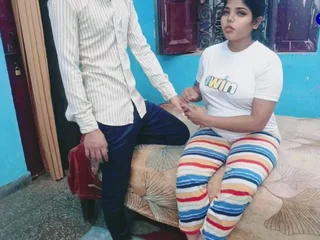 Xxxsoniya masturbates Indian building maid's colossal milk can with her accomplished mitts