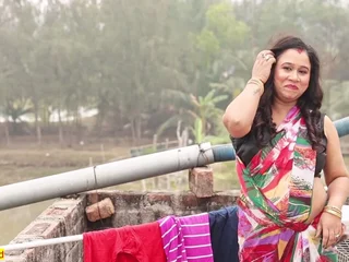 Watch this Indian loveliness with a stunning body everywhere it eternal here doggy style on the rooftop