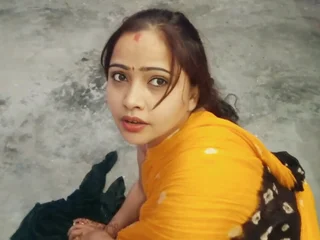 Desi stunner Kaamwali Bai gets say no to cock-squeezing shitpipe indigent by Malik & Total in blistering Indian mortify gauze