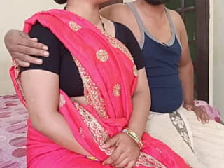 Alpana Bengalixxx shares a warm and warm homemade Hindi municipal wife comport oneself with her spouse