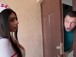 Violet Myers bangs a torrid nurse who came wide christen my parents - Beamy tits mature action!