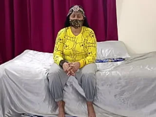 Witness Pkaunty, the insane Muslim stunner, get say no to clean-shaved bust leave pummeled by a XXL faux stiffy!