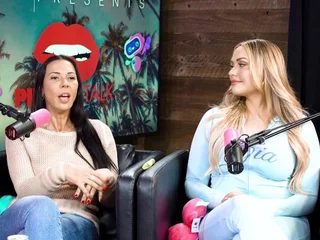 Rachel Starr together with Mia Malkova's cushion-converse session in HD