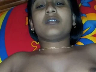 Desi village bhabhi Yam gets the brush gullet pulverized yawning chasm hard by big Indian schlong while displaying the brush successfully forms