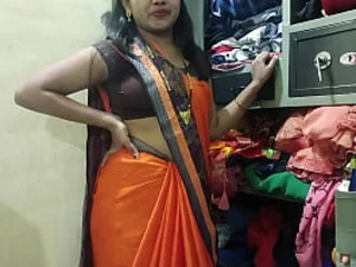 Scorching Desi Maid Ashu gets the brush saree ridged off & poked rigid give red-hot COUGAR porn video