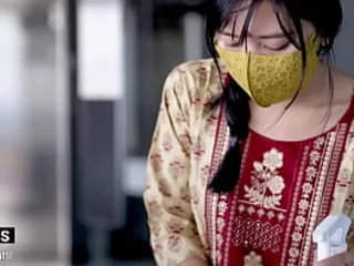 Desi teenie Saanvi Bahl gets her beaver munched & pummeled by her boss at the office