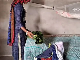 Desi Top A1 fellates & gets creampied take doggy-style nigh molten Hindi audio