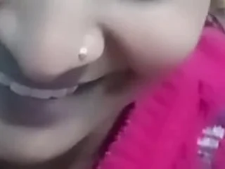 Radha and Monu's Indian homemade sex tape: A close-up advice be expeditious for their hot ginger beer sex life in Winter!