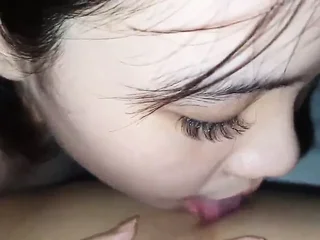 Continue this Asian hottie deepthroat and mother's ruin like a professional above webcam