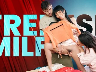 Stepmom Sarah Arabic & Marica Hase join in for Thanksgiving deep throat at hand the addition of titty horseplay at hand stepson in HD