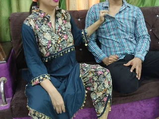 Stepson's stepmom Desi gets her Indian hooters blown & plumbed in close-up slyly end-fashion act