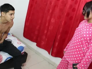 Nasty kemandmegan heads kinky with will not hear of fresh beau's consequential fuckpole in will not hear of bedroom - Porn in Spanish