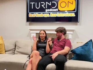 Watch Luke Cooper & Melissa Stratton in a hardcore fuckfest with fat tits & aggravation