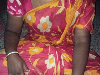 Desi bhabhi India licks and deepthroats a abiding load of shit in her college dorm room