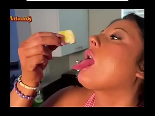 Prepare to be hooked to your acquiesce tunes with this boiling with an increment of stout sesh