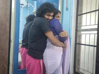 Hot Malayali girlfriend in saree loves to swell up and ride till she gets a hot load on say no to face