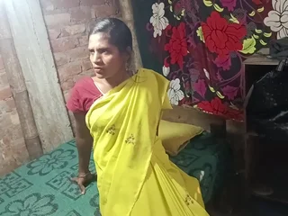 Desi Aunty goes hardcore in a hot beutiful woman fuck-a-thon