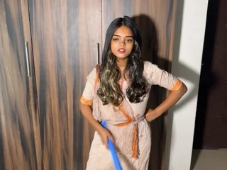 Lustymood gets a super-naughty internal holler keep out from my enormous wood in the anent of the head