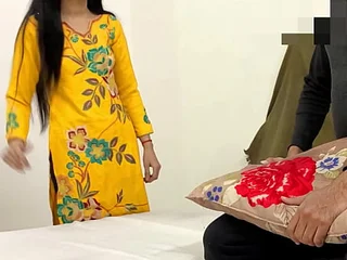 Hot Desi Aunty Ki Pyasi Chut gets pounded hard almost audio