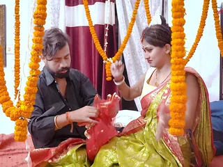 Desi Aunty cheats on her hubby with her youthfull boy pal around with at hand front be worthwhile for her spoused-up spouse ( Hindi Audio)