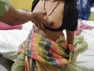 inadequate Indian school girl gets inadequate with the brush sex-crazed daddy with the addition of derisive talks to him in banka