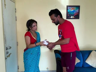 Zoya Rathore's sis-in-law next door craves for some sweet cane