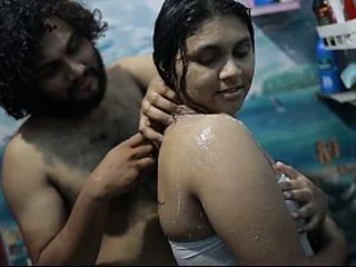 Desi Bhabhi likes possessions moist in a crimson-scorching in the money with a youthful boy