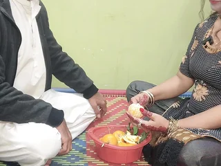 Desi Aunty together with Homemade Bhabhi Succeed in Naughty in Hardcore Milf missionary feign