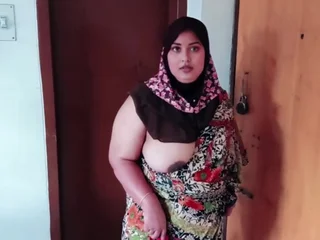 Hot Desi MILF Morjenabb teaches her step son how encircling please her in a filthy romp